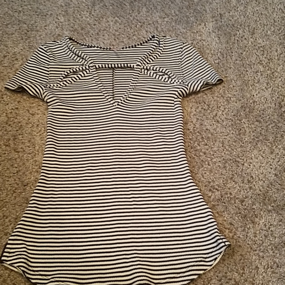 Size Small Free People cut out short sleeve shirt